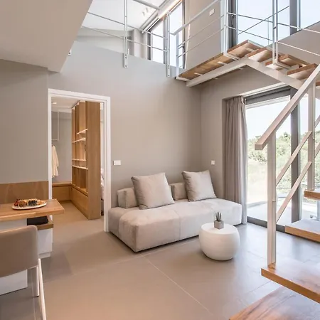 Noemie Luxury Aparthotel *